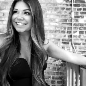 Meet your Posher, Crystal